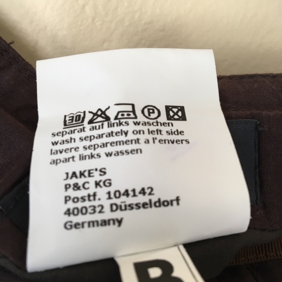 Jake’s Embroidered sequin skirt - Picture 3 of 6